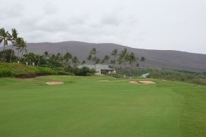 Manele 18th Approach 2022